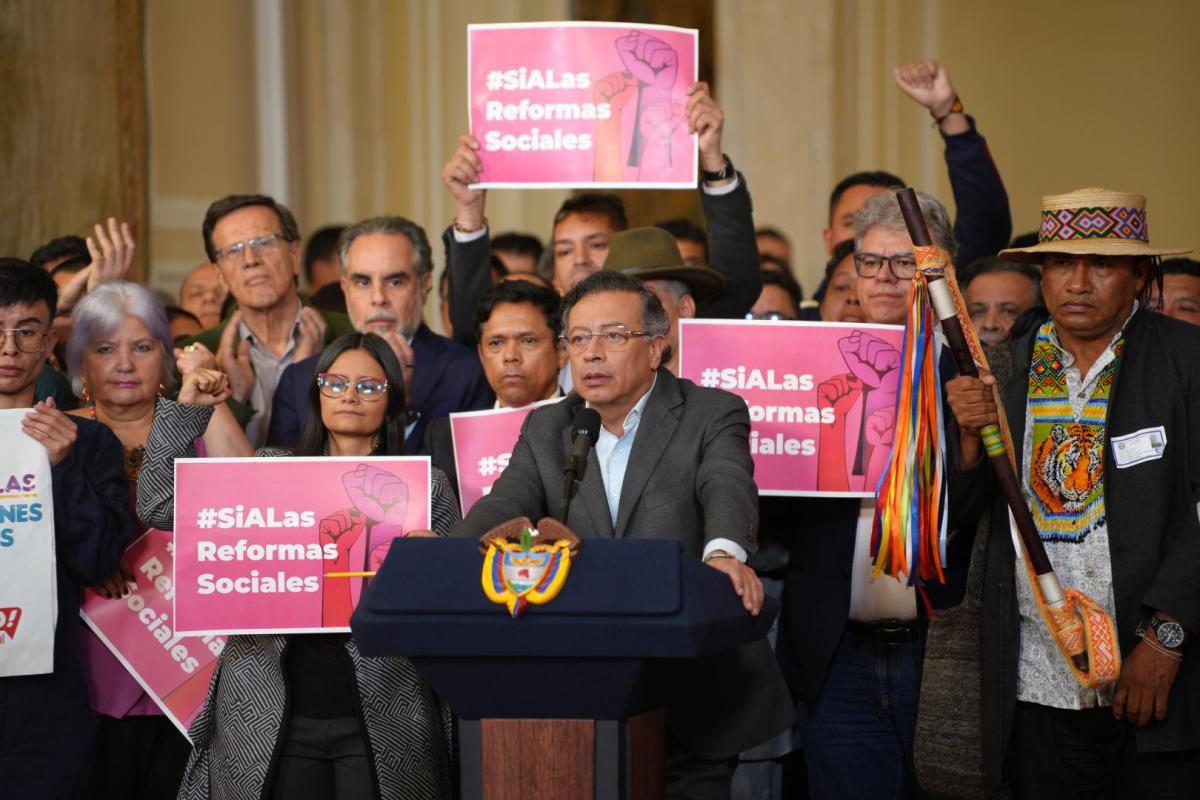 LA OPOSICIÓN COLOMBIANA ENTERRÓ LA REFORMA LABORAL: EL PUEBLO LA RESUCITARÁ EN LAS URNAS